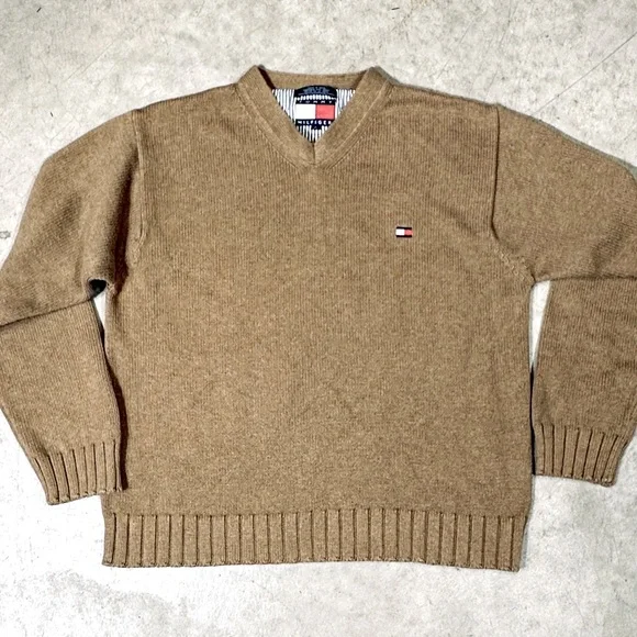 Vintage Tommy Hilfiger Heavy Cotton V-Neck pullover sweater Large - Picture 9 of 9